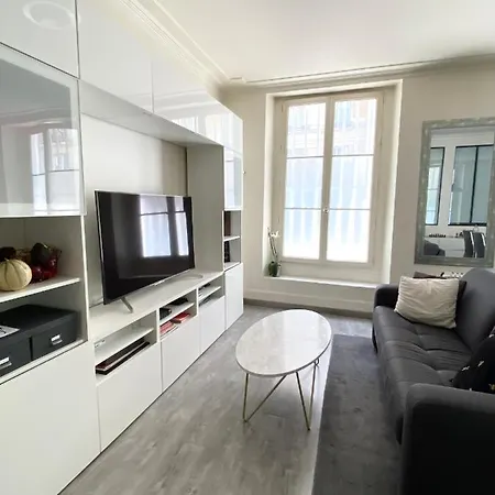 Confort Au Coeur Du Quartier Sevres Babylone